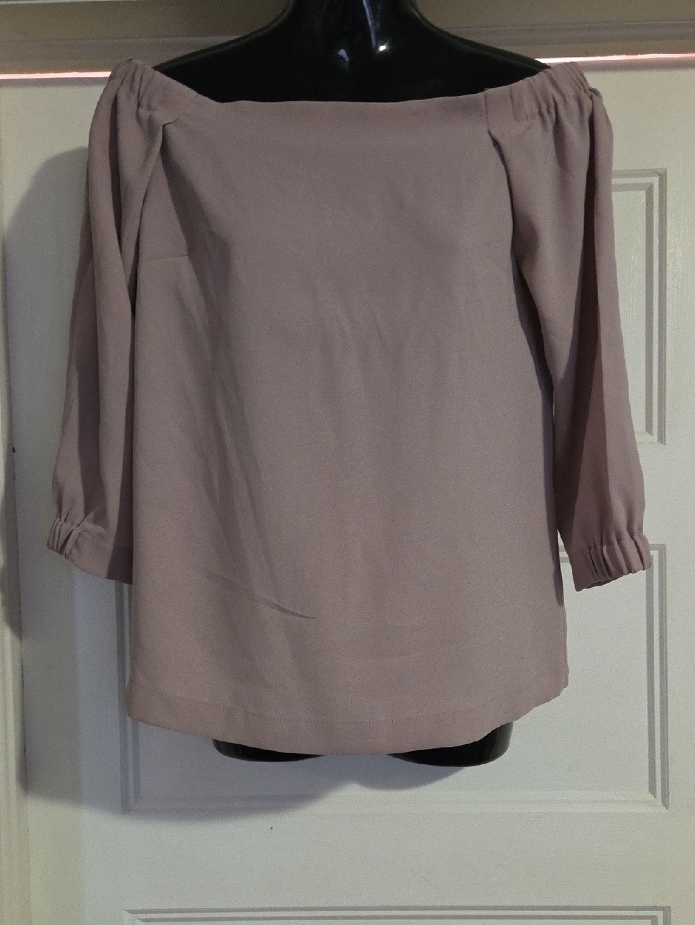Off-Shoulder Blouse in Dusty Mauve